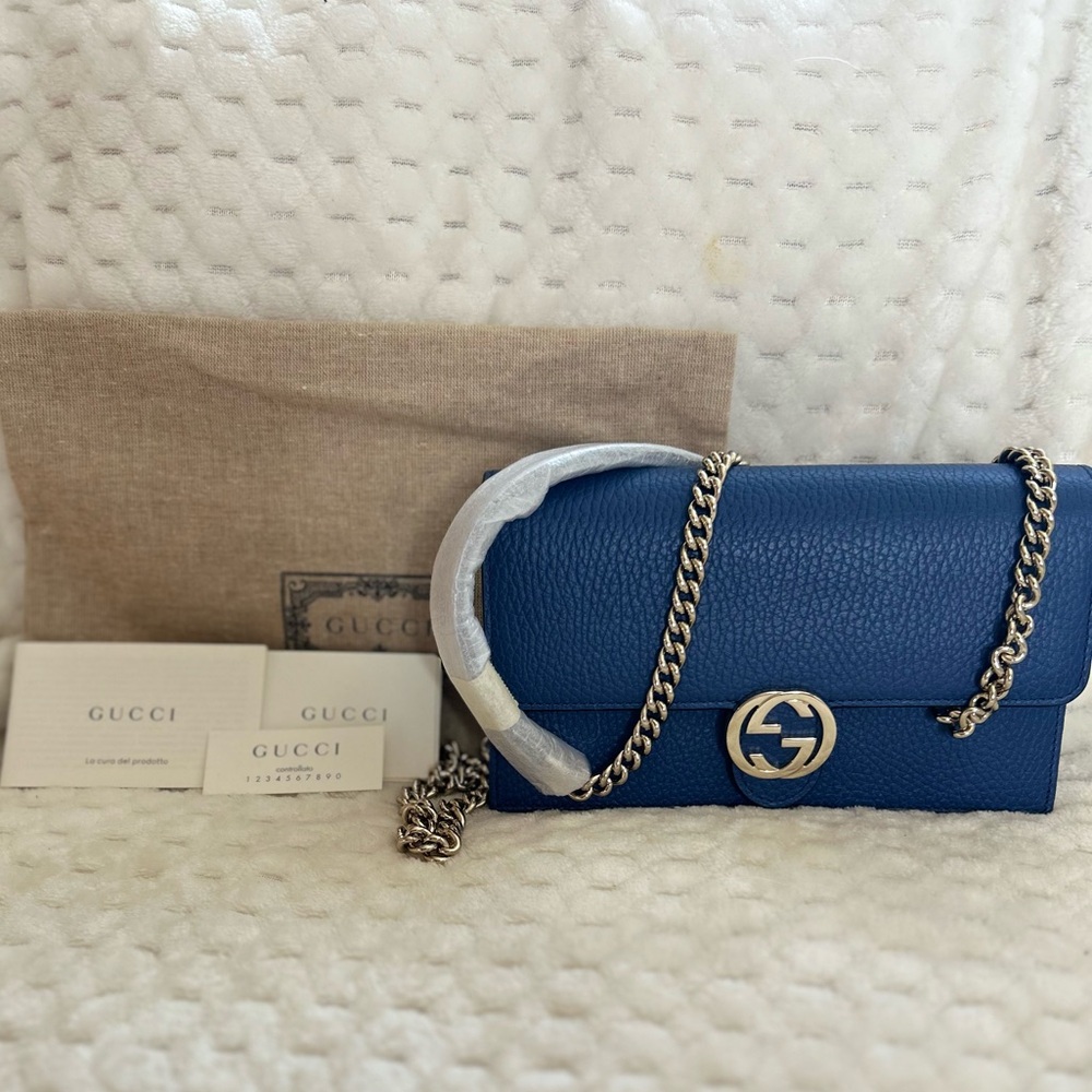 NWOT Gucci Leather Interlocking GG Chain Wallet Caspian Blue - Picture 2 of 7